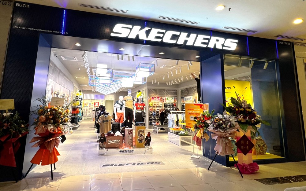 Skechers