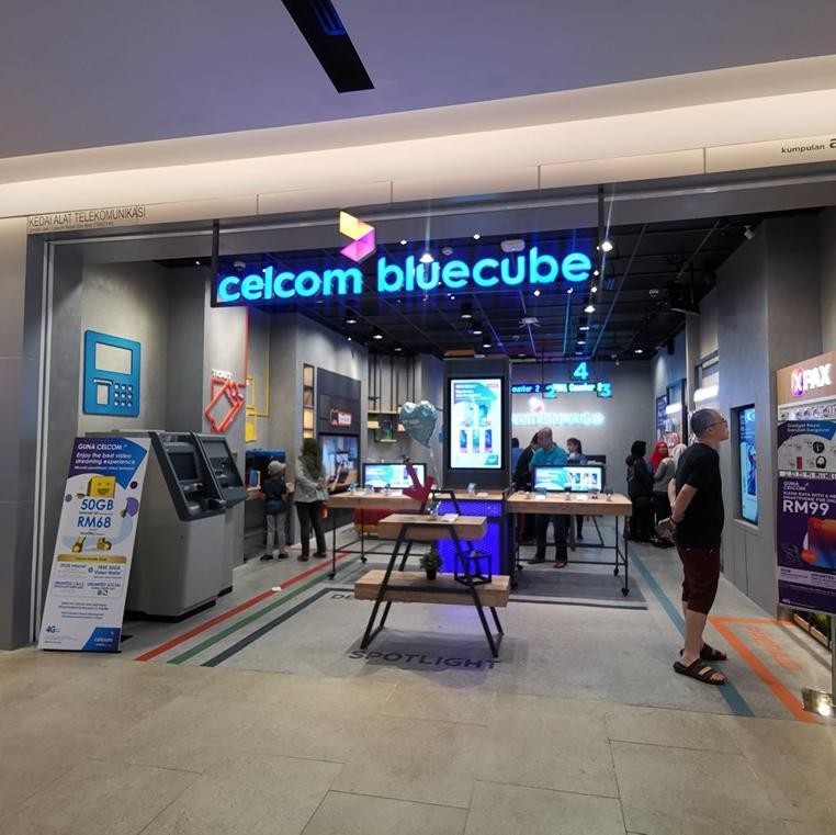 Celcom Blue Cube TTDI, Kuala Lumpur (+60 3-7726 0519)